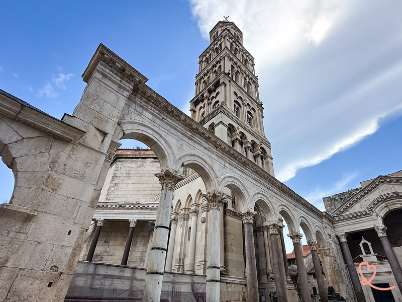 visita la Cattedrale di Saint-Domnius a Spalato